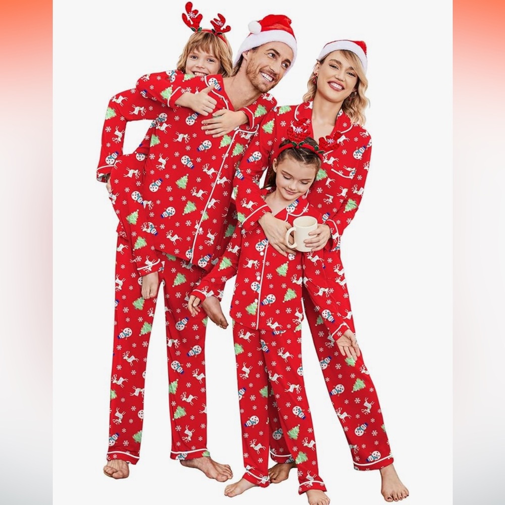 Men’s Festive Holiday Red Pajama Set Size Medium